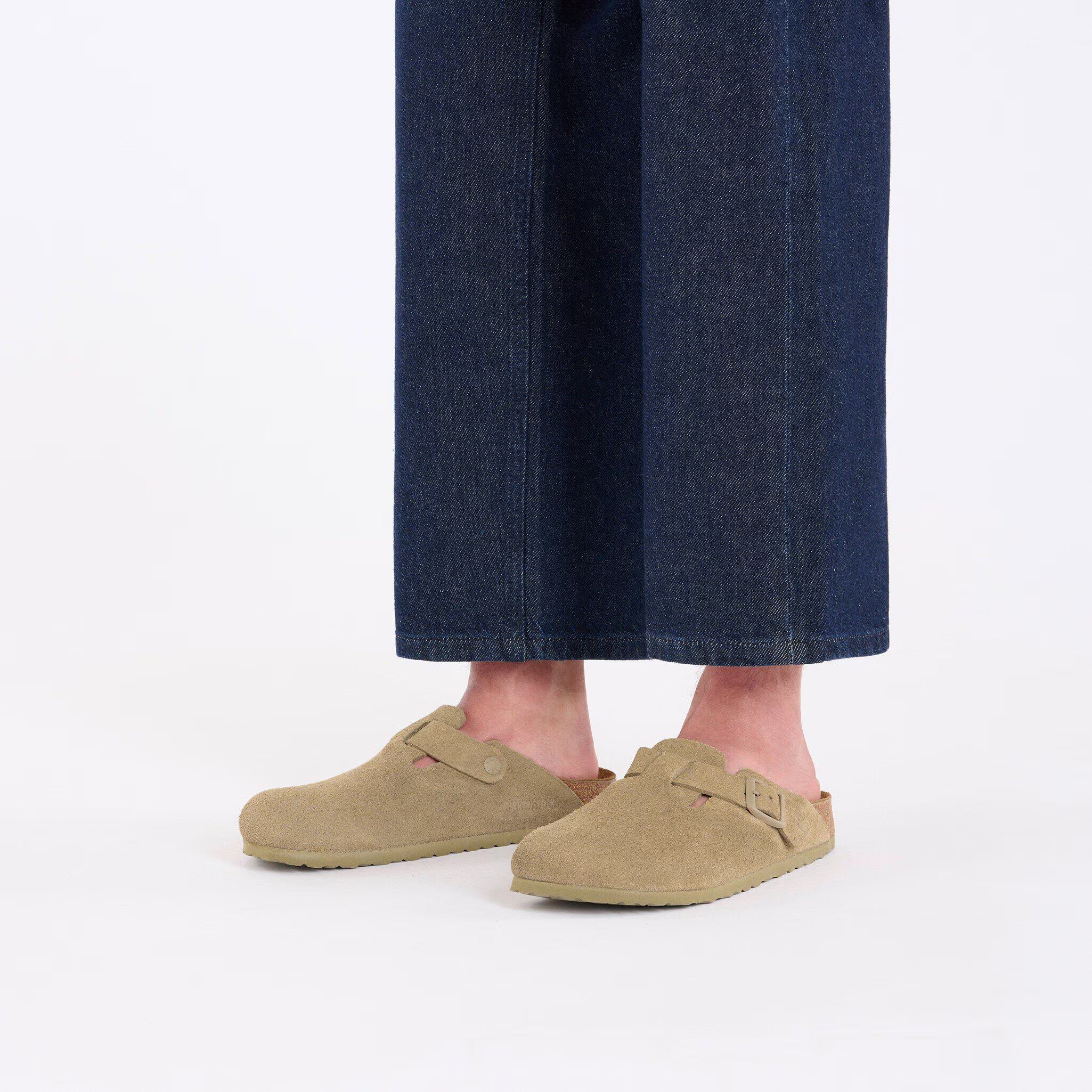 Boston Suede Leather